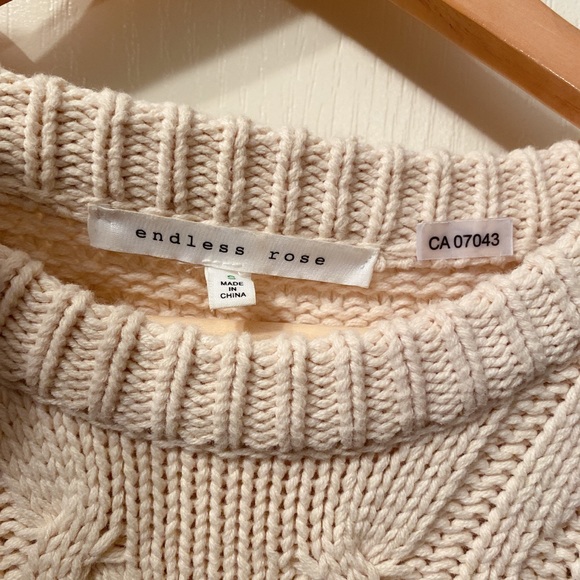 Endless Rose cold shoulder chunky sweater S - Picture 2 of 4